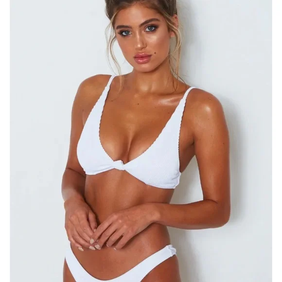 NWT White Fox Boutique Hacienda Bikini Top - Picture 3 of 4